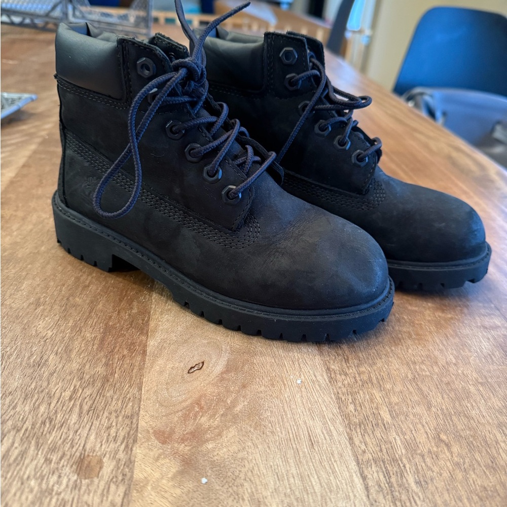 Timberland 6” Premium 12707 Waterproof Black Boots Youth Tims Boys Size 13.5 - Picture 2 of 11